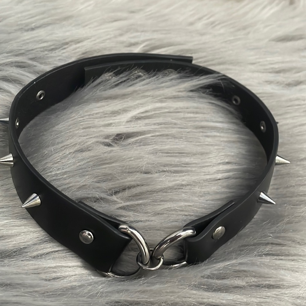 ♡gothic black spike choker♡